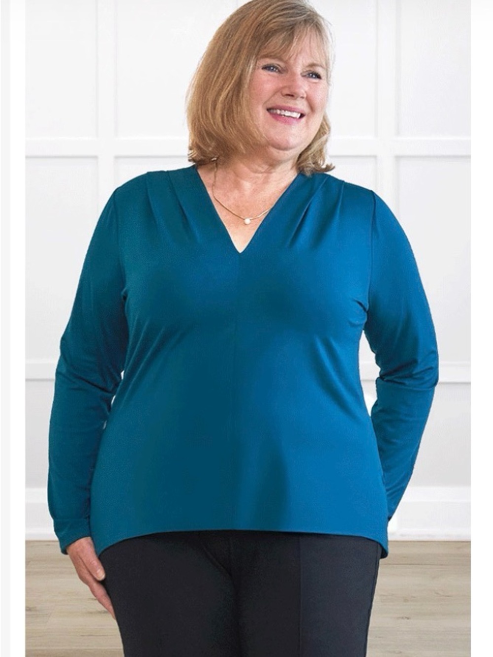 Miik Dua v-neck long sleeve blouse in Teal XL